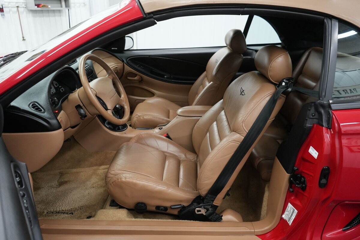 Ford-Mustang-Cobra-Convertible-1994-Convertible-36