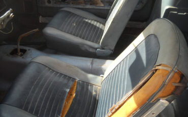 Ford-Mustang-Custom-Fastback-1967-Coupe-8