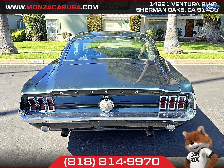 Ford-Mustang-Fastback-Bullitt-1968-Coupe-9