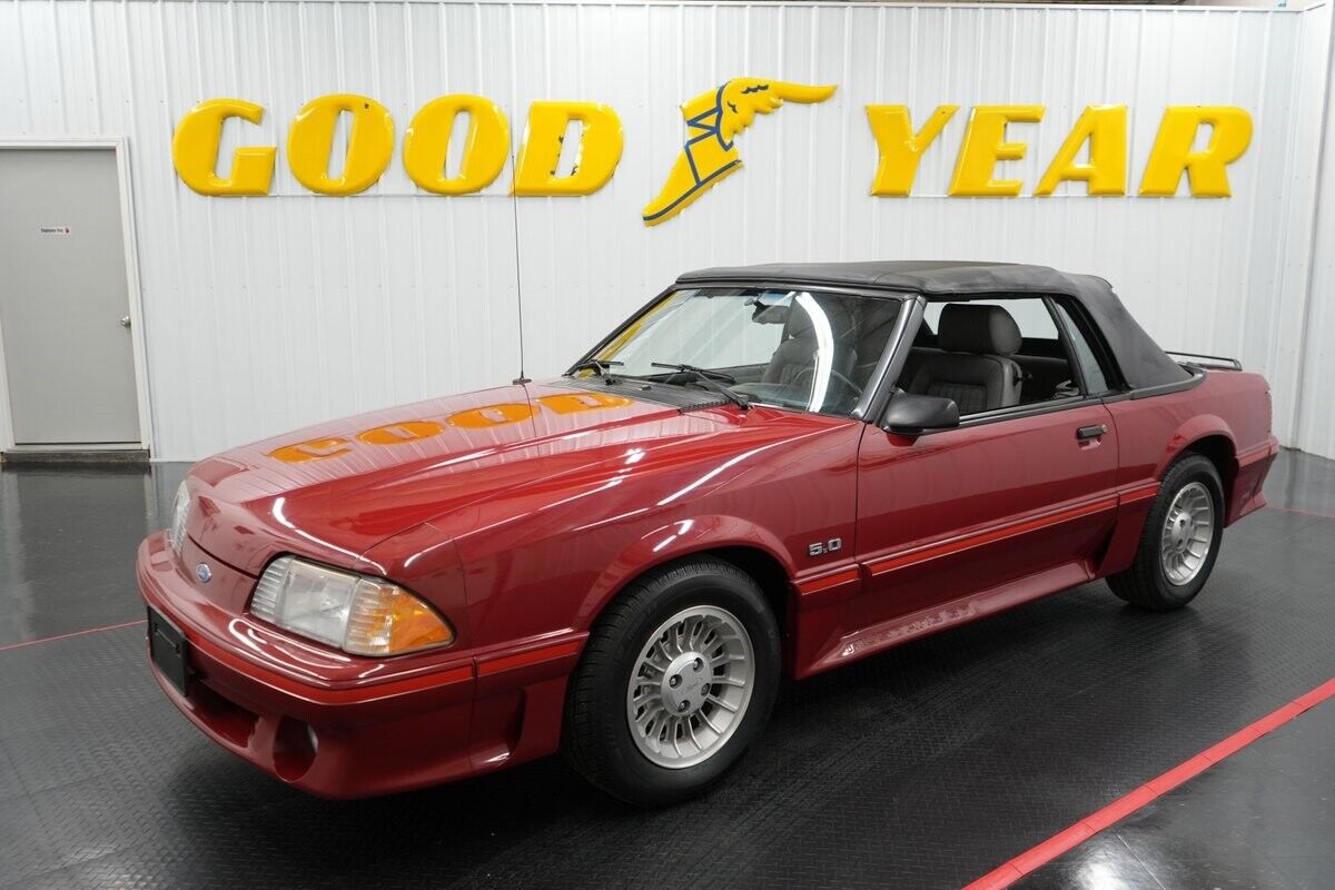 Ford-Mustang-GT-Convertible-1987-Convertible-2