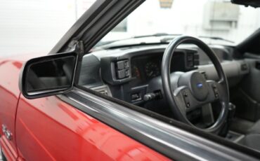 Ford-Mustang-GT-Convertible-1987-Convertible-31