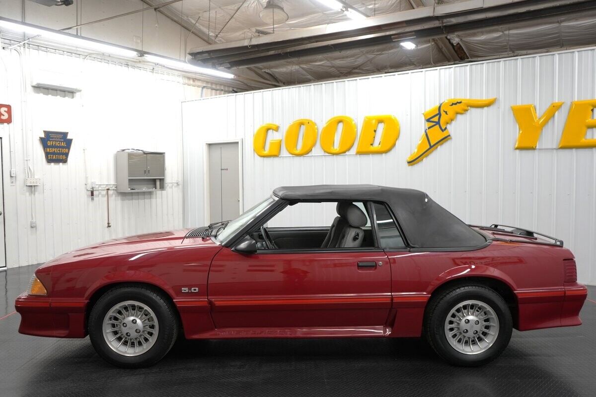 Ford-Mustang-GT-Convertible-1987-Convertible-4