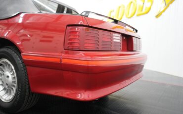 Ford-Mustang-GT-Convertible-1987-Convertible-8