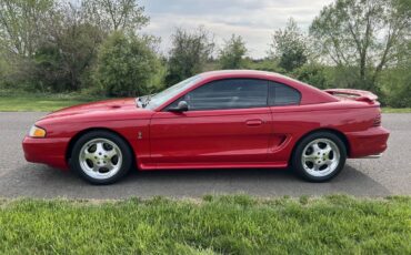 Ford-Mustang-cobra-1995-1
