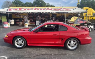 Ford-Mustang-cobra-1995-21