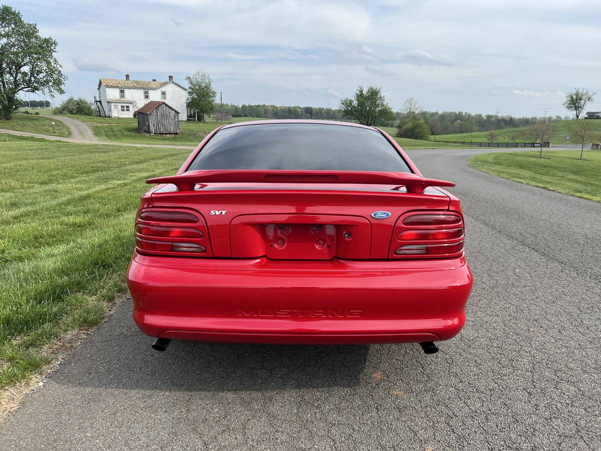 Ford-Mustang-cobra-1995-3