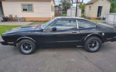 Ford-Mustang-cobra-2-1976-black-2