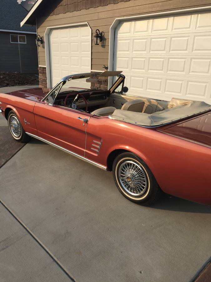 Ford-Mustang-convertible-1966-brown-3