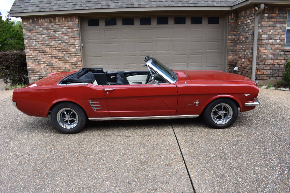 Ford-Mustang-convertible-1966-red-11