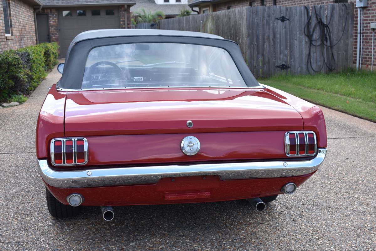 Ford-Mustang-convertible-1966-red-2