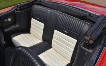 Ford-Mustang-convertible-1966-red-8