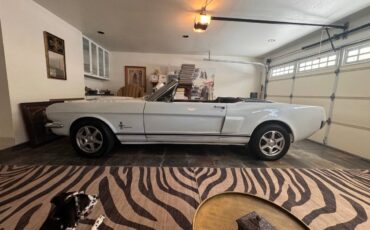 Ford-Mustang-convertible-1966-white-12