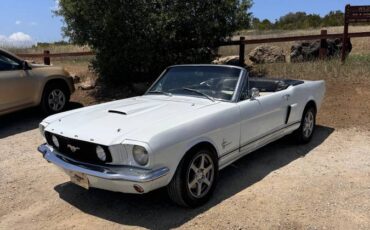 Ford-Mustang-convertible-1966-white-13