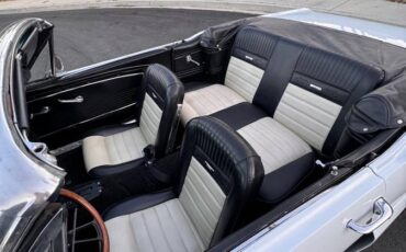 Ford-Mustang-convertible-1966-white-15