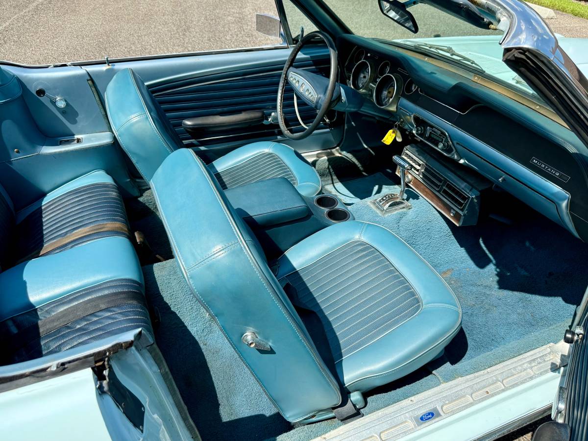 Ford-Mustang-convertible-1968-8