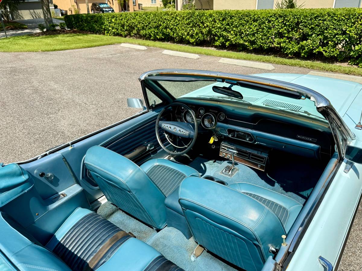 Ford-Mustang-convertible-1968-9