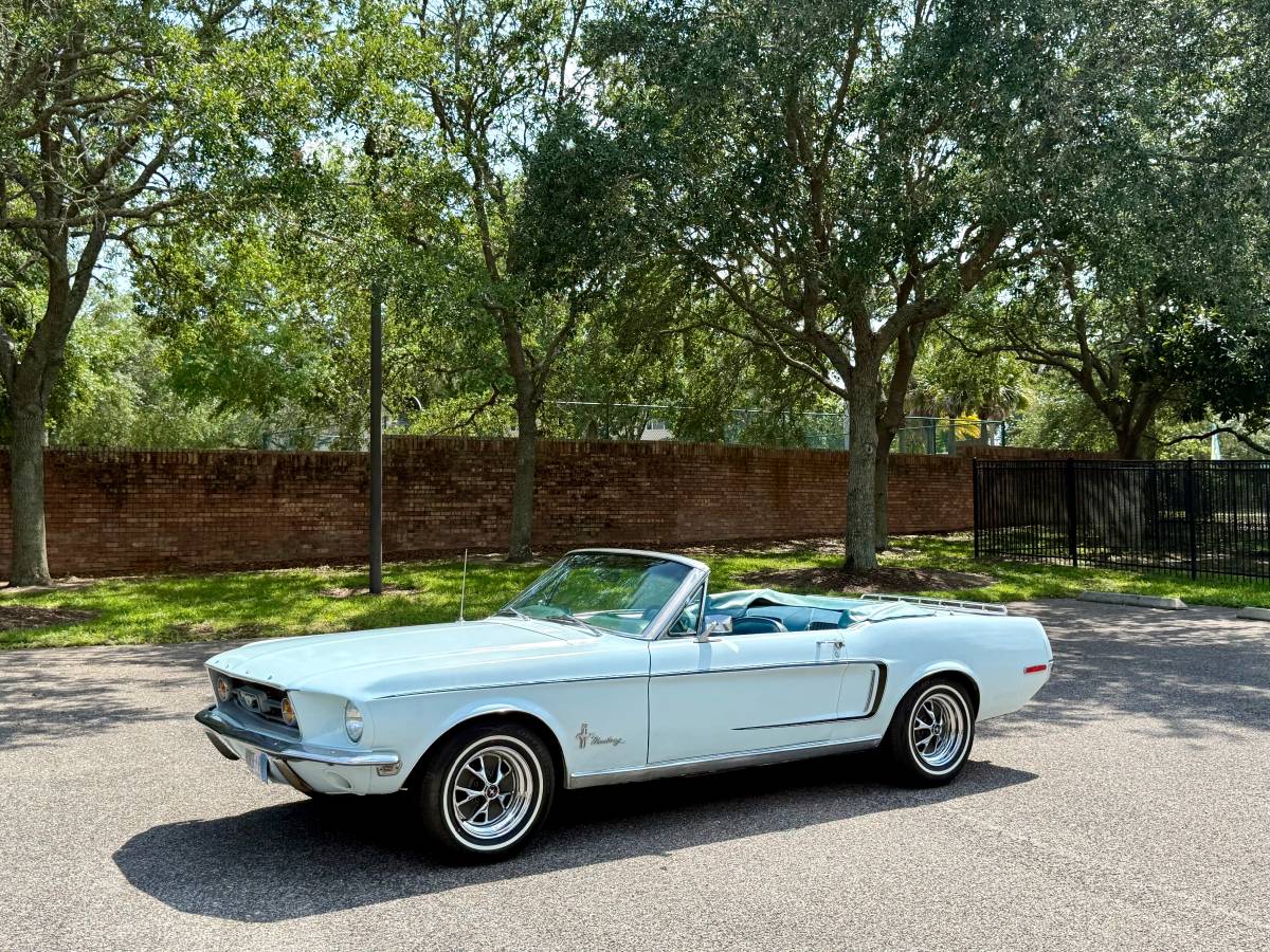 Ford-Mustang-convertible-1968