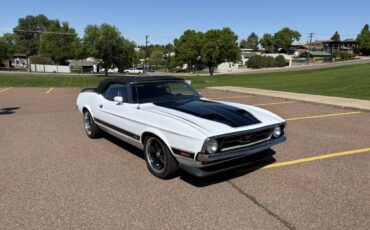 Ford-Mustang-convertible-1972-white-4