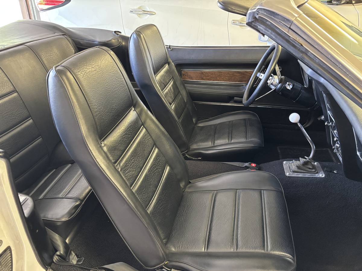 Ford-Mustang-convertible-1972-white-9