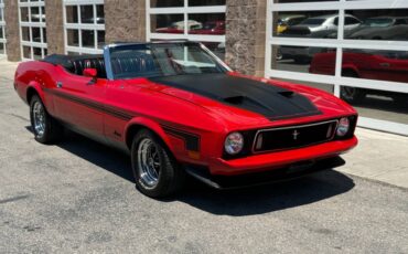 Ford-Mustang-convertible-1973-red-1