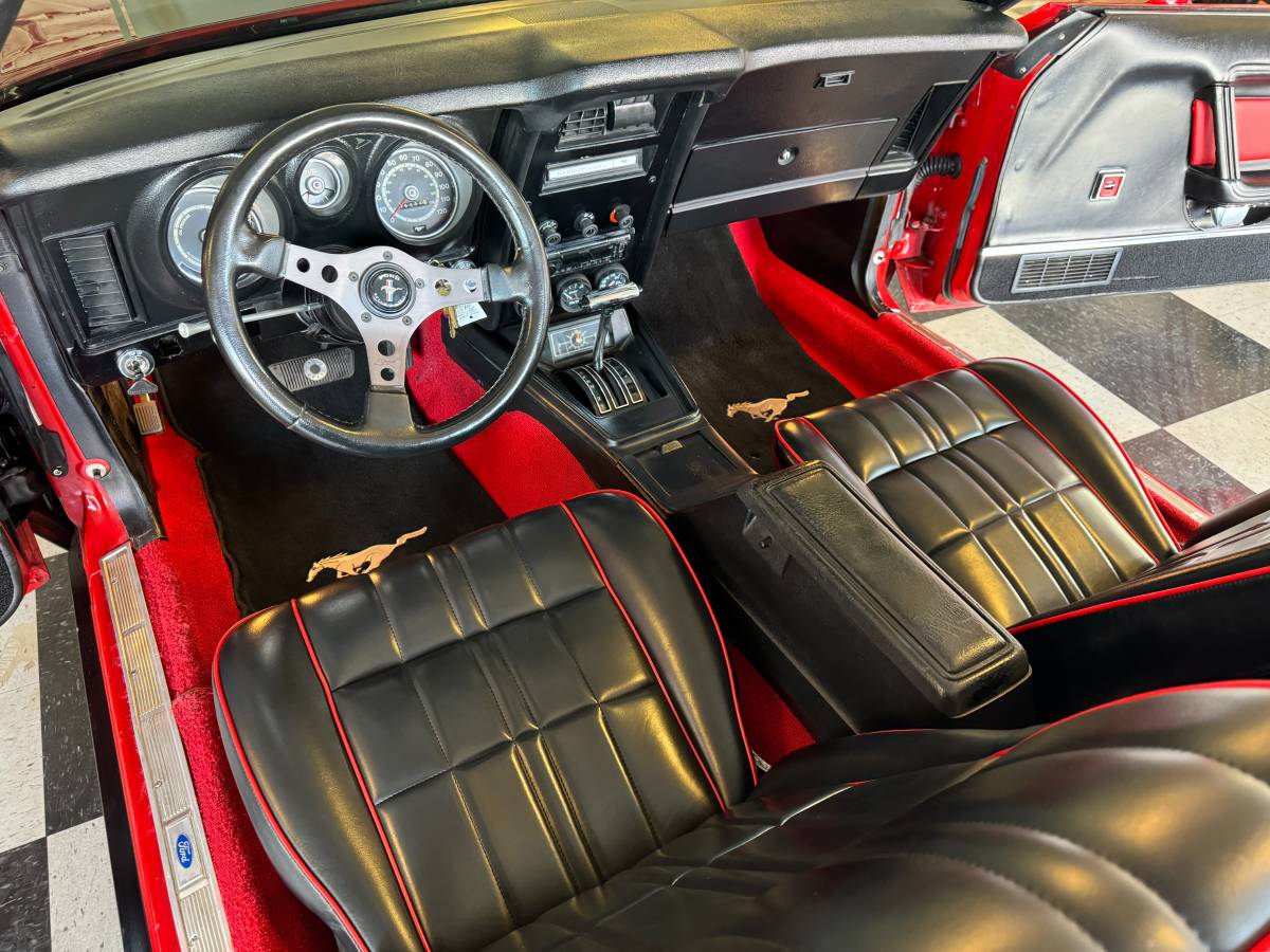 Ford-Mustang-convertible-1973-red-10
