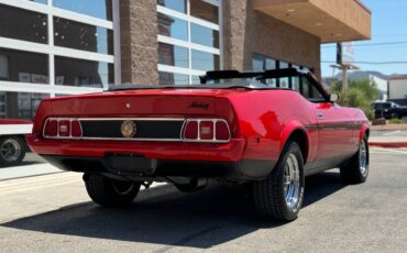 Ford-Mustang-convertible-1973-red-3