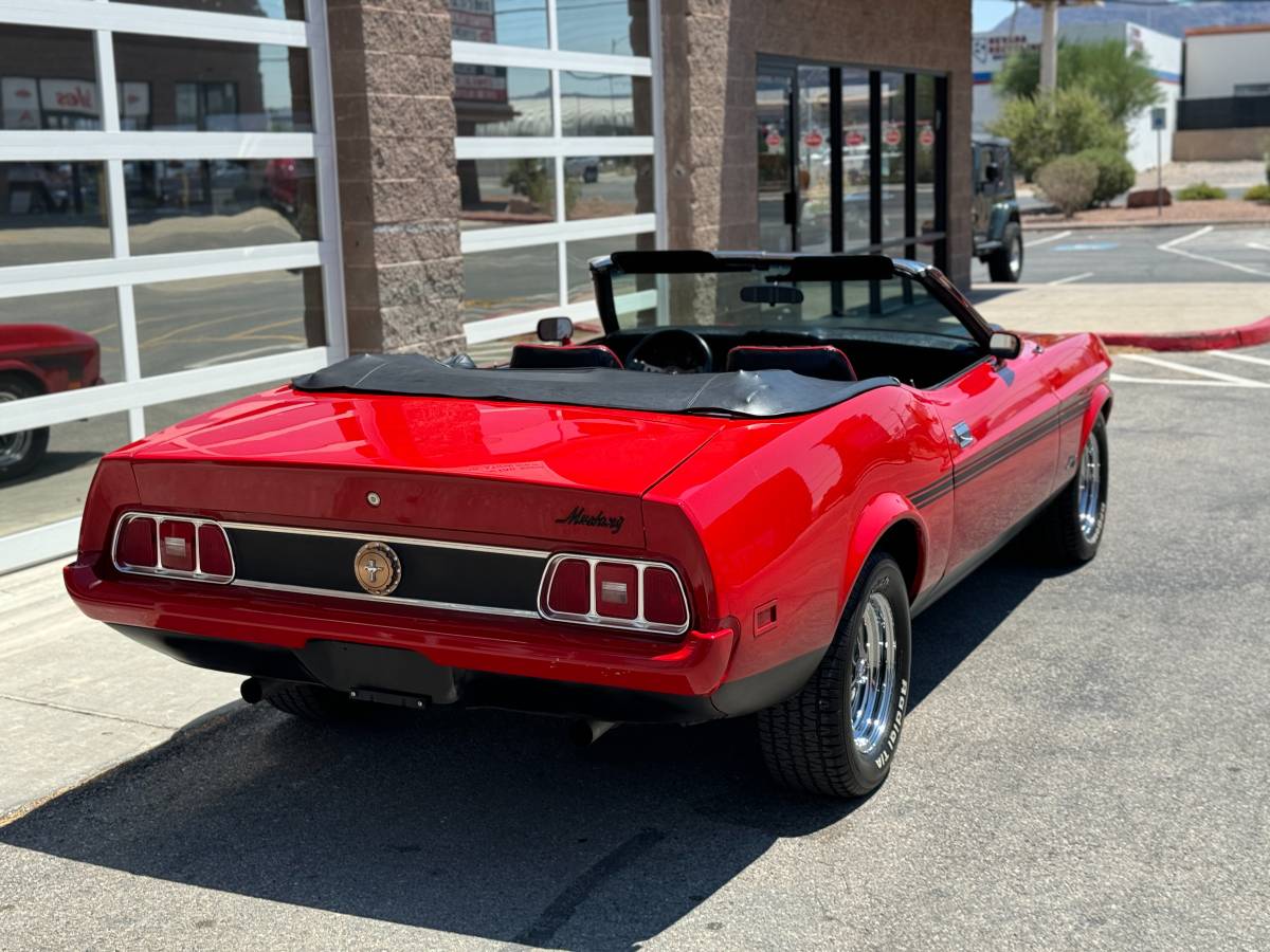 Ford-Mustang-convertible-1973-red-4
