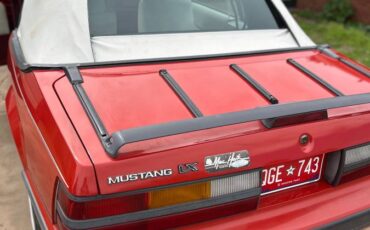 Ford-Mustang-convertible-1986-red-6