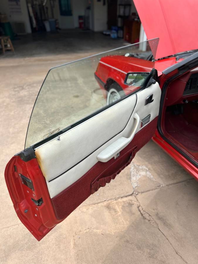 Ford-Mustang-convertible-lx-1986-red-2