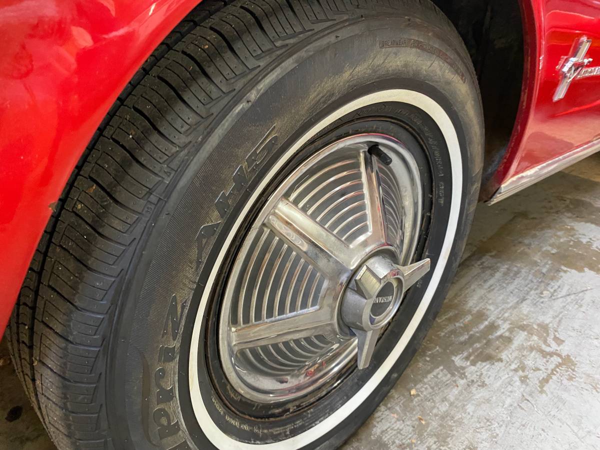 Ford-Mustang-cope-1965-red-9