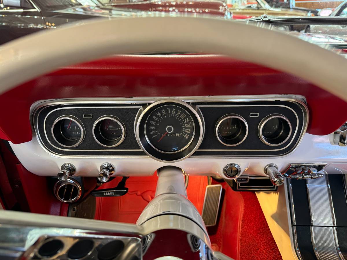 Ford-Mustang-coupe-1966-red-11