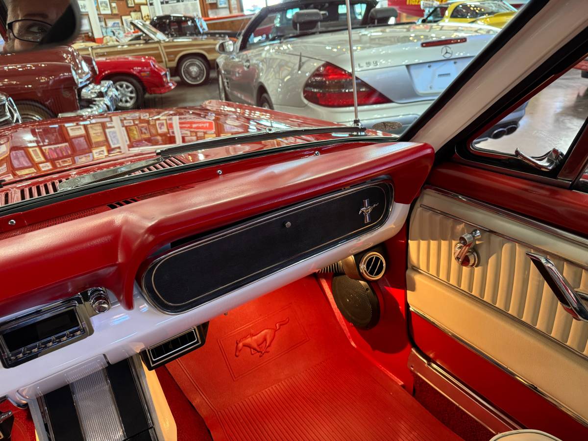 Ford-Mustang-coupe-1966-red-13
