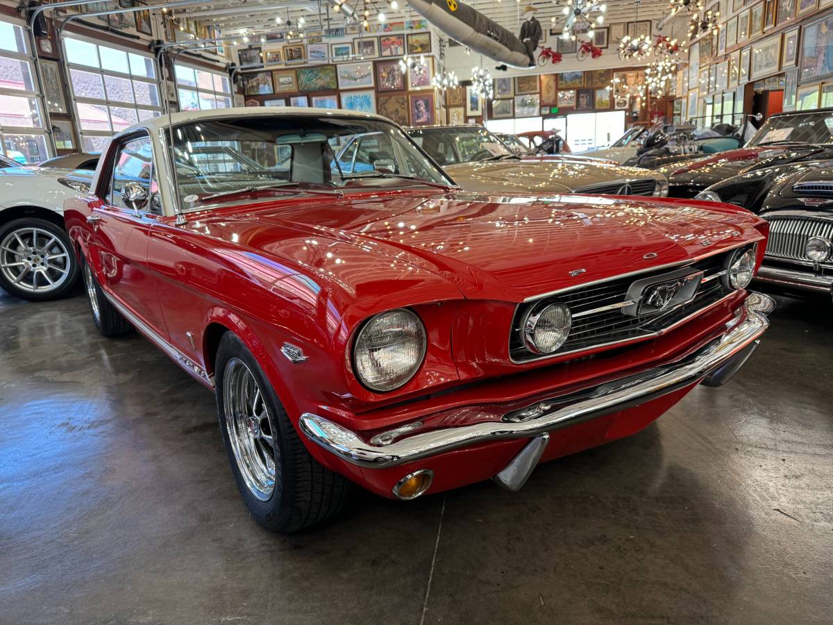 Ford-Mustang-coupe-1966-red-3