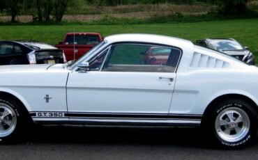 Ford-Mustang-fastback-1964-white-1