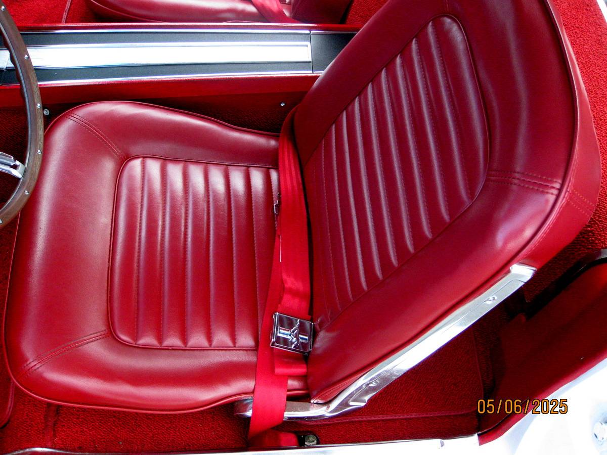 Ford-Mustang-fastback-1964-white-14