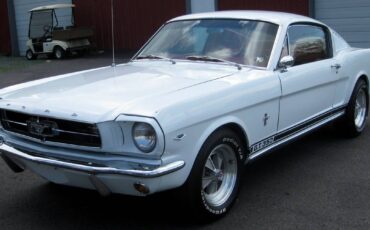 Ford-Mustang-fastback-1964-white-3