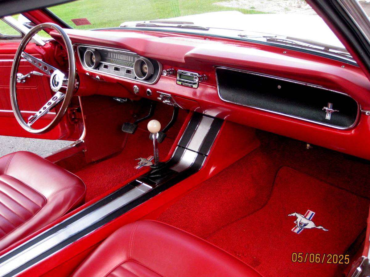 Ford-Mustang-fastback-1964-white-8