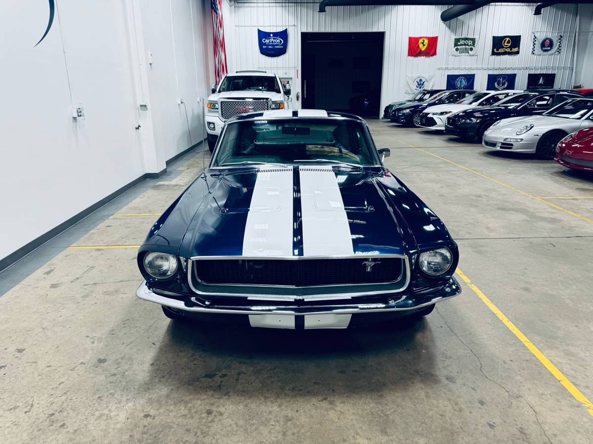 Ford-Mustang-fastback-1967-blue-17