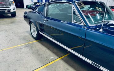 Ford-Mustang-fastback-1967-blue-20