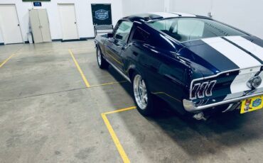 Ford-Mustang-fastback-1967-blue-22