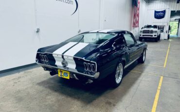 Ford-Mustang-fastback-1967-blue-6