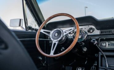 Ford-Mustang-fastback-1968-white-14