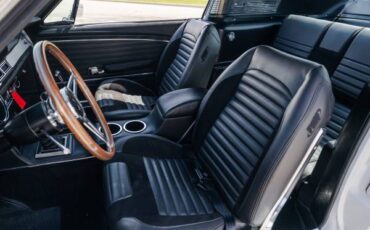 Ford-Mustang-fastback-1968-white-22