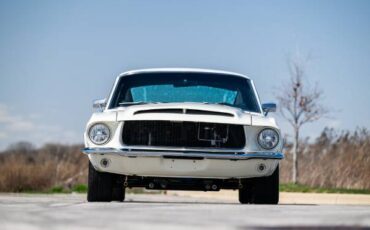 Ford-Mustang-fastback-1968-white-7
