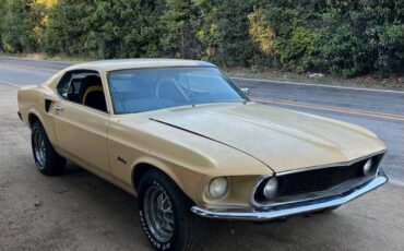 Ford-Mustang-fastback-1969-yellow-11