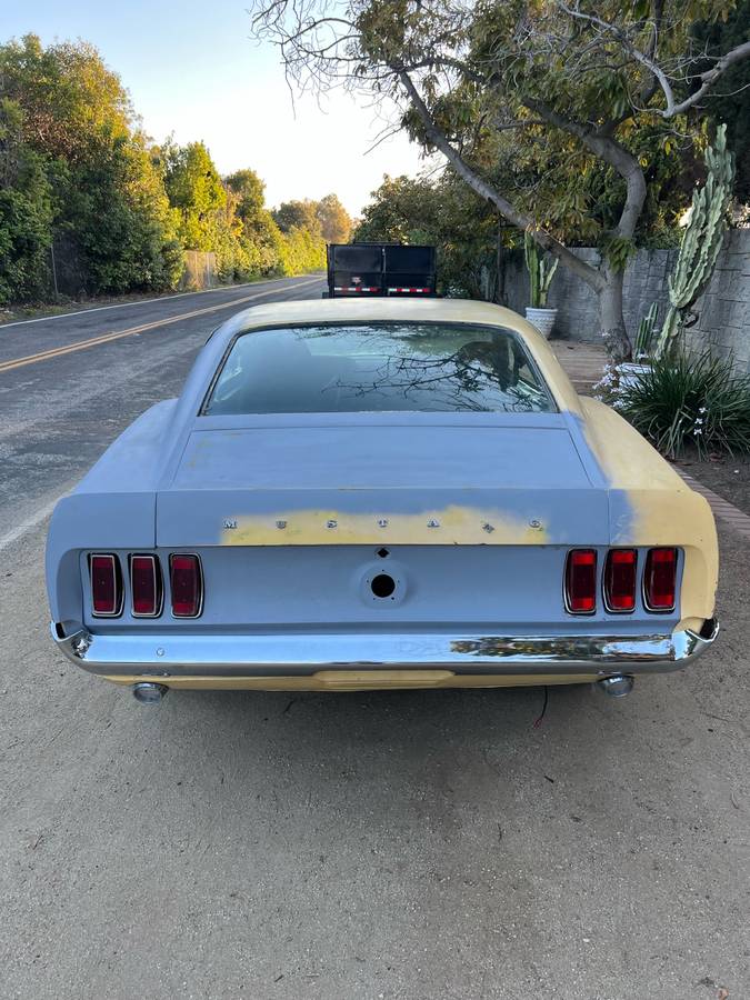 Ford-Mustang-fastback-1969-yellow-4