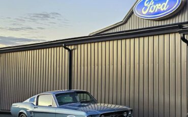 Ford-Mustang-gt-1967-blue-4