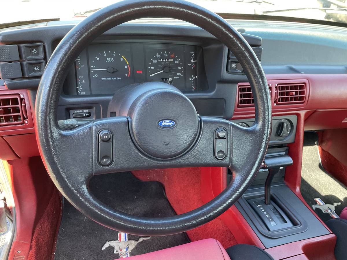 Ford-Mustang-gt-1989-red-4