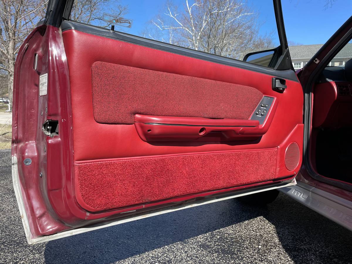 Ford-Mustang-gt-1989-red-9