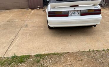 Ford-Mustang-gt-1991-white-14